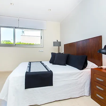 Limonium Deluxe With Private Pool, Tarracohomes Villa