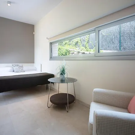 Limonium Deluxe With Private Pool, Tarracohomes فيلة *