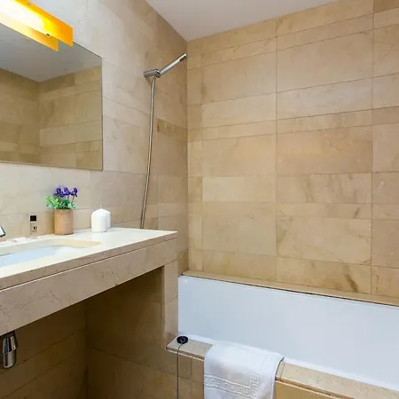 Limonium Deluxe With Private Pool, Tarracohomes فيلة تاراغونا